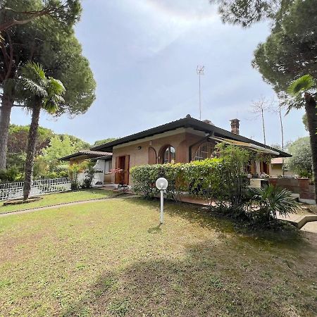 Villa Palm Lignano Sabbiadoro Esterno foto