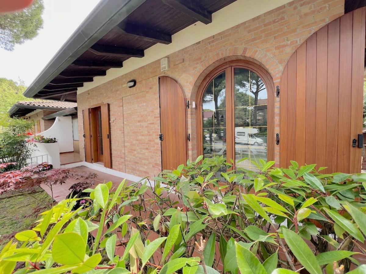 Villa Palm Lignano Sabbiadoro Esterno foto
